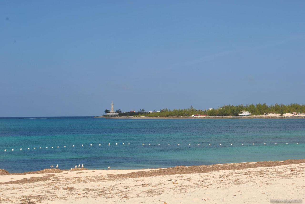 דירות נסאו Tropical Hideaway מראה חיצוני תמונה